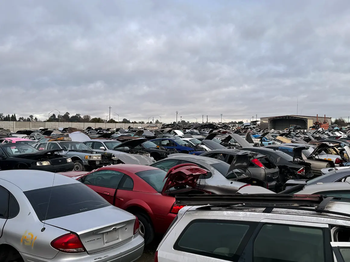 junk cars for used auto parts in Fresno
